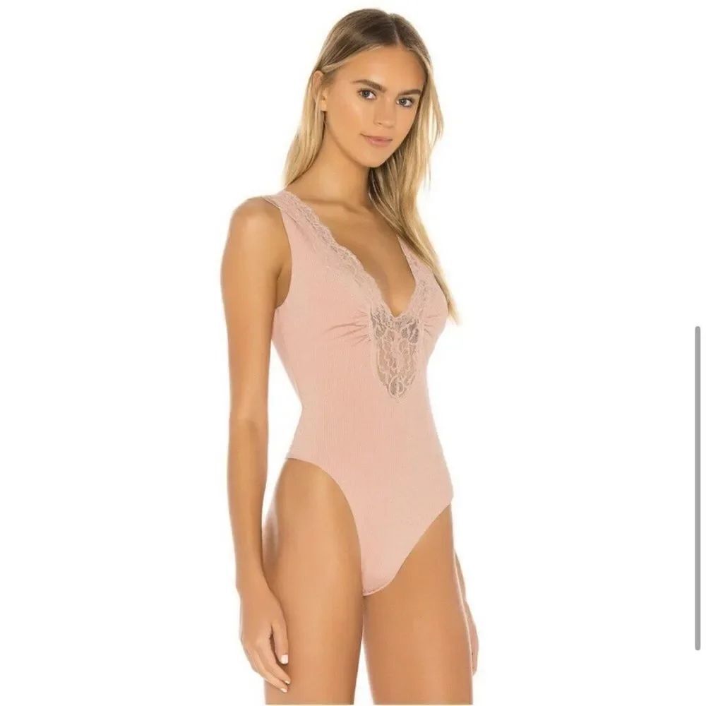Free People First Call Bodysuit Mauve Pink Lace Sleeveless Basic L